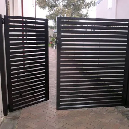 Electric Driveway Cast Cantilaver Sliding Barrier Door Aluminum Gate