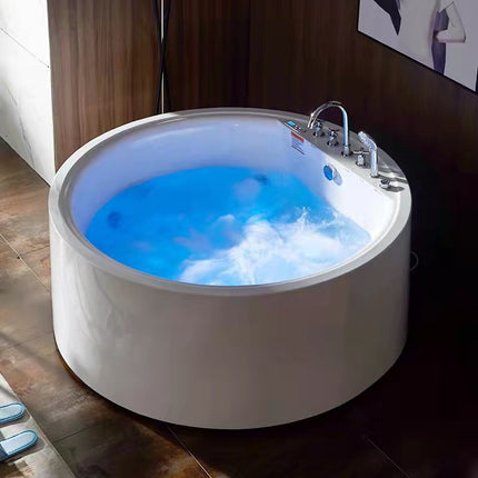 Round hot tub with blue water in a bathroom setting

round spa massage bathtub
modern round bathtub with seat
adult spa bathtub
white acrylic spa bathtub
indoor round bathtub
luxury spa bathtub
modern bathroom bathtub
factory wholesale bathtub