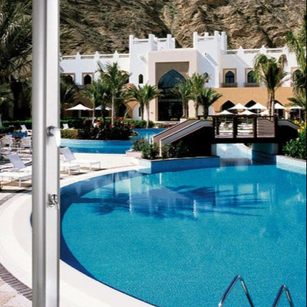 Douche extérieure pour piscine