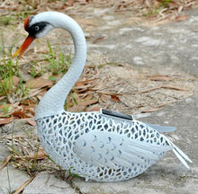 Cargar imagen en el visor de la galería, SWAN Solar Metal Lights for Garden Decor
