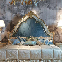 Load image into Gallery viewer, Luxury Queen Size Bedframe
