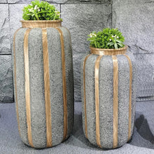 Cargar imagen en el visor de la galería, Fiberglass Luxury Flower Pots 3 sets
