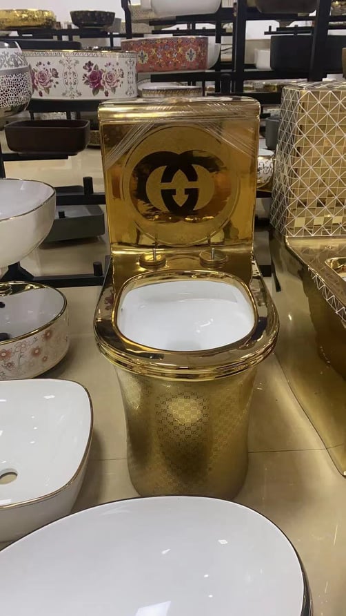 Gucci Bathroom Toilet White and Gold Motif Ceramic Electroplating