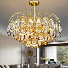 Lade das Bild in den Galerie-Viewer, Crystal chandelier American Designed Peacock
