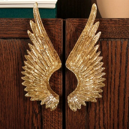 Türgriff „Engelsflügel“ für Schränke aus hochwertigem Messing