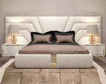 Load image into Gallery viewer, European modern design royal luxury sleep super comfortable bedroom set king size
