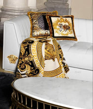 Lade das Bild in den Galerie-Viewer, Royal golden Italy 2 seart home living room furniture sofa set leather couch 3 seater villa white dubai luxury medusa sofa
