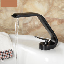 Lade das Bild in den Galerie-Viewer, New Fashion Design Bathroom Black Basin Faucet Orb
