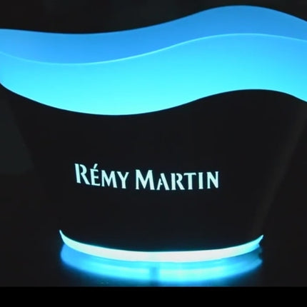 Spacious 12L ice bucket with multicolor LED lights that shift through 7 hues, great for creating a lively atmosphere