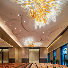 Загрузить изображение в средство просмотра галереи, Unique Design Indoor Decoration Hotel Lobby Hall Villa Custom Large Led Chandelier
