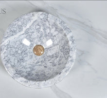 Cargar imagen en el visor de la galería, Natural Stone Marble Round Countertop Hand Crafted Carrara Marble
