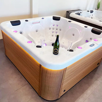 Bigger Jacuzzi Exterior 6 Person Socking Massage Bathtub High Quality Hot Tub With Aluminum Skirt