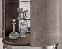 Lade das Bild in den Galerie-Viewer, Customizable Italian Modern Sideboard Luxury Side Cabinet Soild Wood Double Swing Door Console Cabinet
