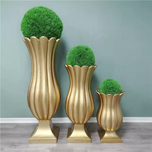 Load image into Gallery viewer, Gold Fiberglass Vase Flower Pot Royal Golden Trumpet Vase For Decoration
