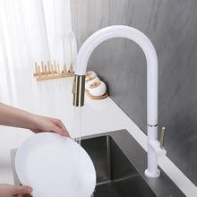 Lade das Bild in den Galerie-Viewer, Pull out Sensor Touch Faucet hot and cold smart mixed white gold Automatic Pull out kitchen brass faucet
