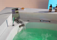 Charger l&#39;image dans la galerie, Japanese tub/acrylic bathtub 6 colors changing mode
