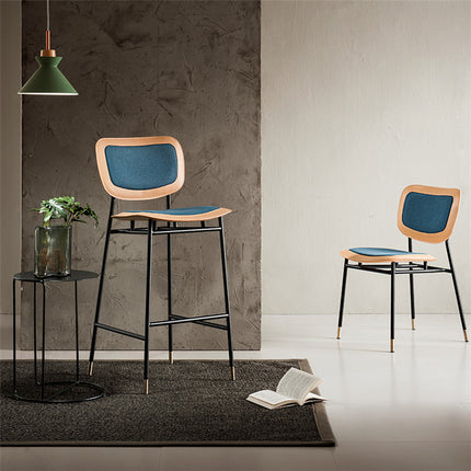 Tabouret de bar haut de style minimaliste, chaise individuelle en cuir de selle, modèle de salle de bain, tabouret de bar luxueux et lumineux 