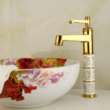 Lade das Bild in den Galerie-Viewer, Golden sanitary ware luxury hand wash basin taps
