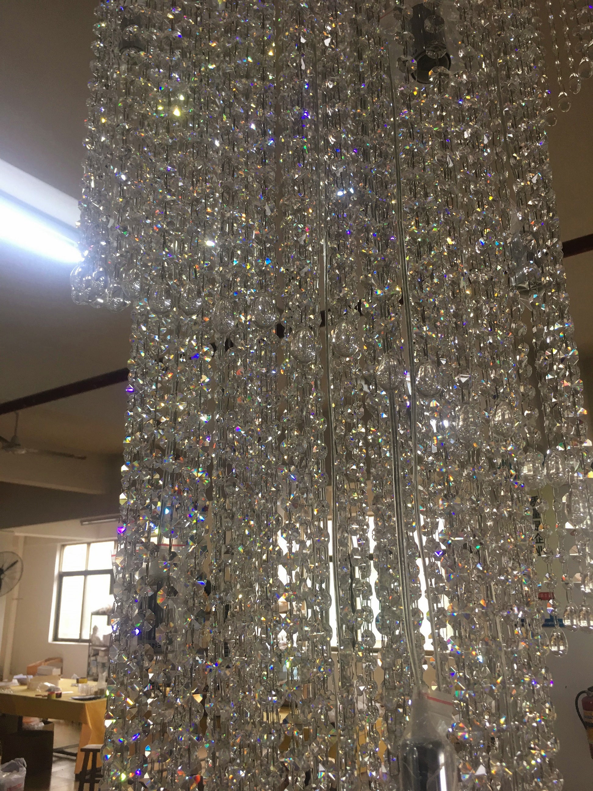 Glass staircase chandelier

Multi-layer staircase chandelier

Artistic staircase chandelier

Villa staircase chandelier

Hotel staircase chandelier