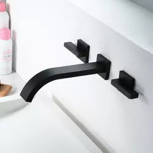 Загрузить изображение в средство просмотра галереи, wall-mounted brass Black hot and cold wash basin mixer
