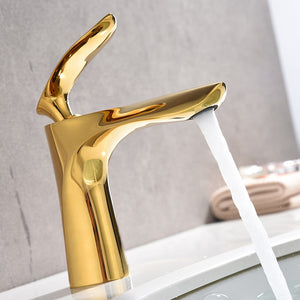 Gold plated washroom faucet single handle