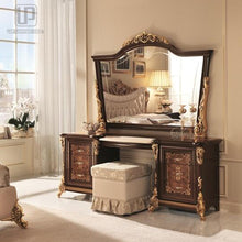 Lade das Bild in den Galerie-Viewer, Hot selling hand-carving style bedroom wooden structure with fabric upholstery
