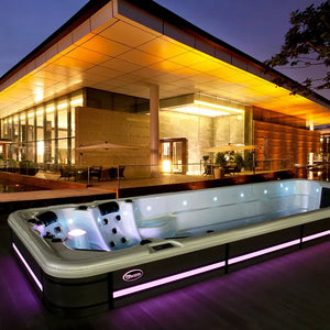 Jacuzzi Outdoor SPA With Acrylic And Balboa Swimming Pool