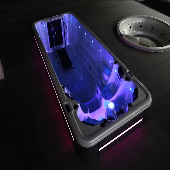 Jacuzzi Outdoor SPA With Acrylic And Balboa Swimming Pool