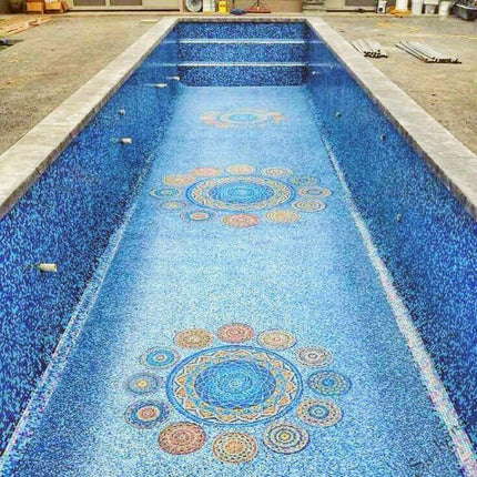 Custom-designed 160×160cm Medusa blue glass mosaic pool tiles – each piece carefully arranged to form a cohesive Medusa pattern in varying blue tones, high-quality glass material with excellent waterproof performance, suitable for all pool types, from small backyard pools to large luxury resort pools, adding a touch of mythical charm and modern style