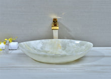 Загрузить изображение в средство просмотра галереи, Oval Shape onyx marble white modern luxury marble sink
