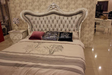 Load image into Gallery viewer, Australia style bedroom Furniture/classic bedroom furniture/french style furniture
