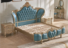 Charger l&#39;image dans la galerie, European king size classic wooden craving villa genuine leather bedroom furniture
