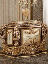 Lade das Bild in den Galerie-Viewer, Luxury Style Royal Imperial Hand Made European Rococo Gold Leafing Antique Bed for Master Bedroom
