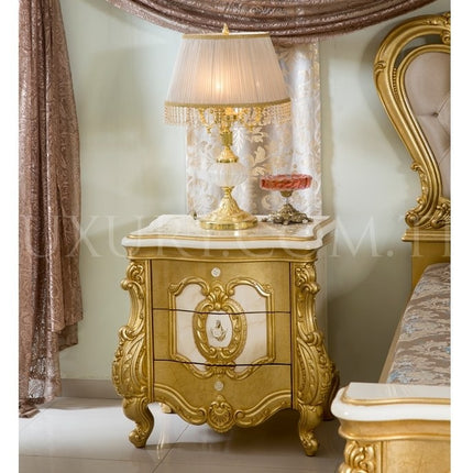 Noble Wood Bed European Luxury set furniture noble Bedroom Sets Classic Home Furniture Antique Wooden Carving