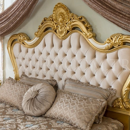 Noble Wood Bed European Luxury set furniture noble Bedroom Sets Classic Home Furniture Antique Wooden Carving