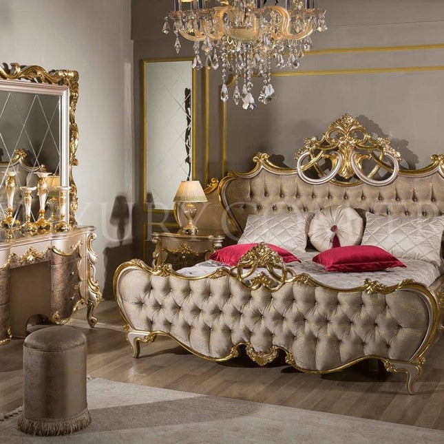 Wooden Craving Villa bed set furniture noble Bedroom Sets Classic Italy Home Furniture Antique Wood King Size Bed European